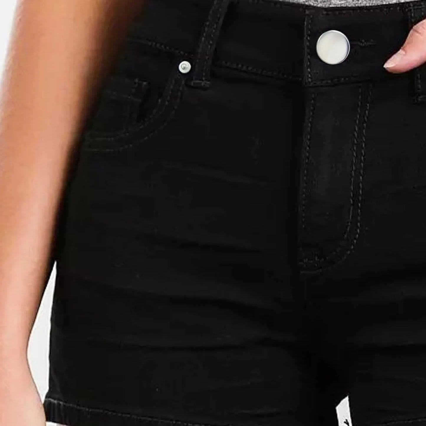 Slim Pockets Shorts