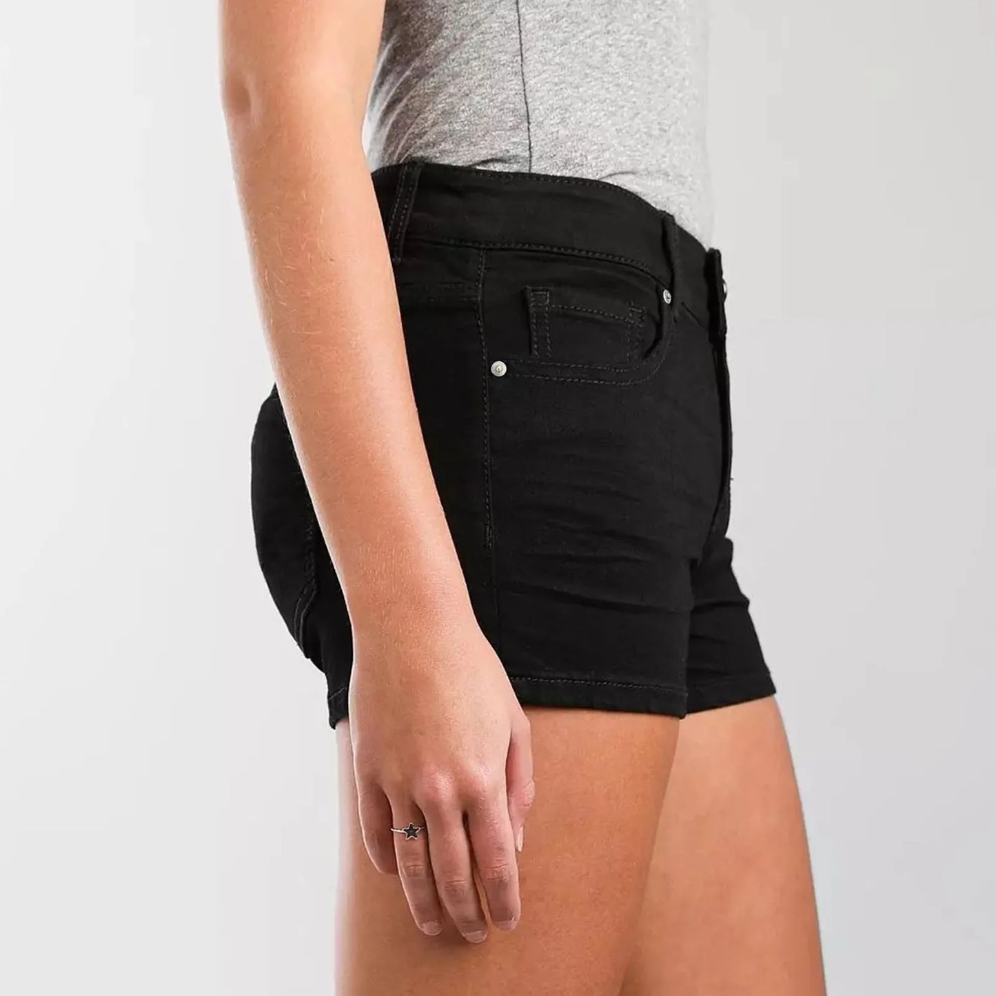 Slim Pockets Shorts